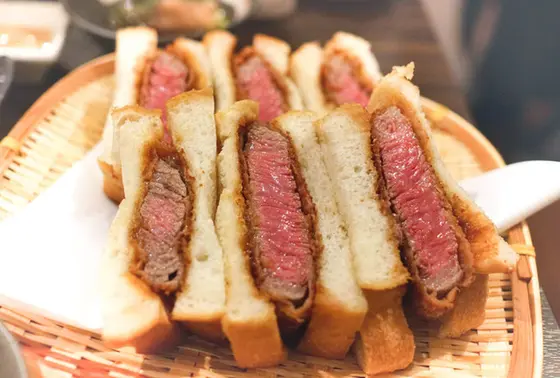 シャトーブリアンのカツサンド「ブリカツ」