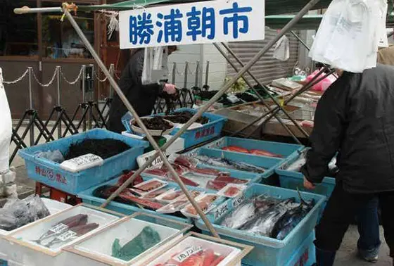 名物の朝市