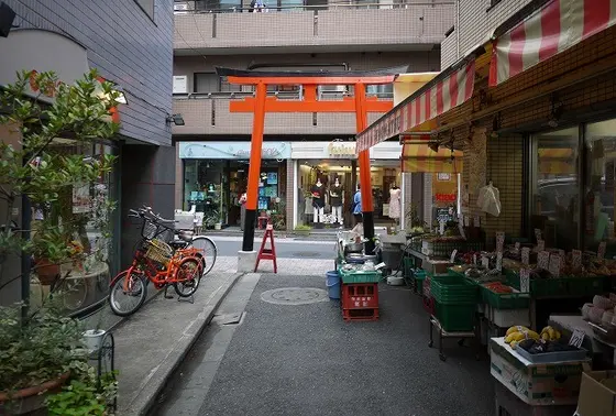 この鳥居がめじるし！