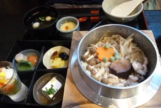 釜飯のランチ