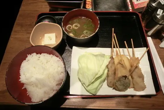 串カツ定食