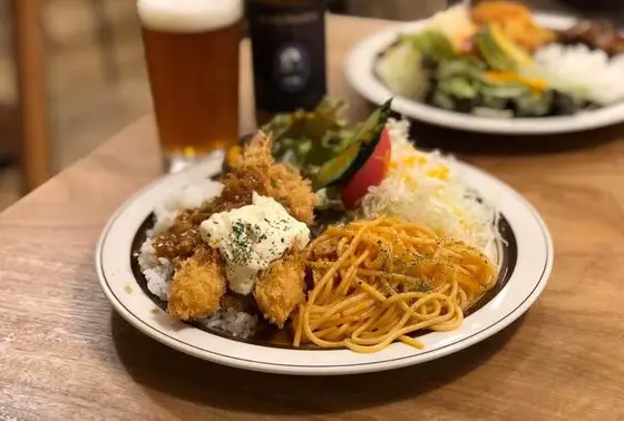 洋食　パラディーゾ