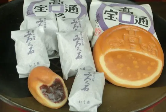 みろく石本舗かさ國の「みろく石」