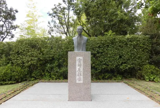 第１２代神戸市長　宮崎辰雄氏