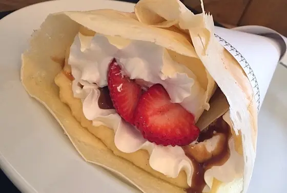 モチモチ生地のクレープ