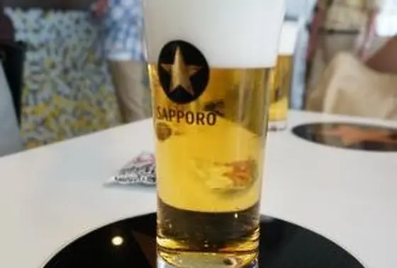 試飲は黒ラベルで