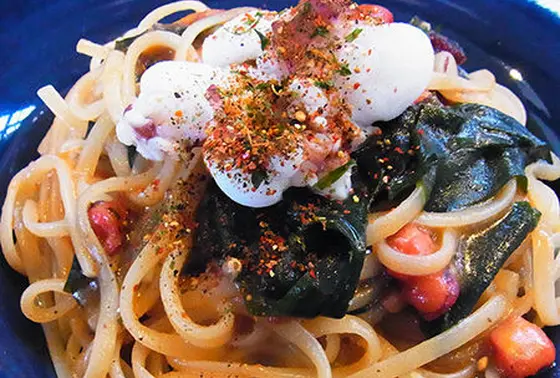 由良産タコとワカメの生パスタ