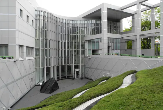 名古屋市美術館