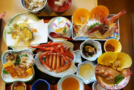 低価格で豪華な海鮮を味わえます◎