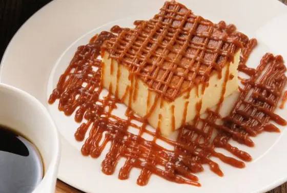 焦がしキャラメルの濃厚チーズケーキ