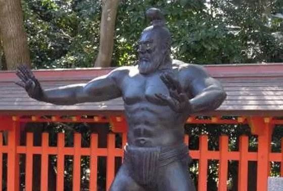 古代力士像