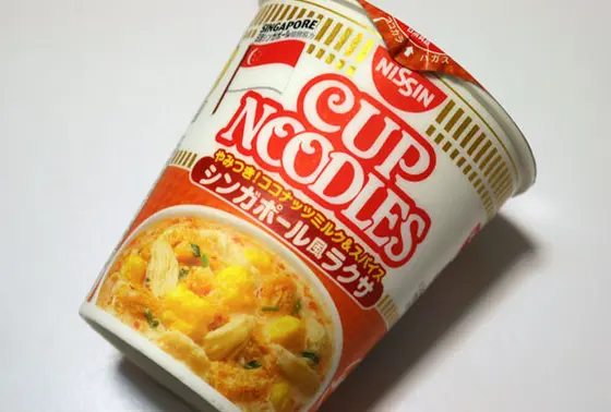 カップヌードルの