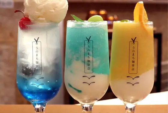 ”映え”るドリンクたち