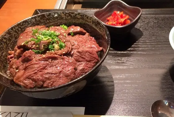 サガリ丼