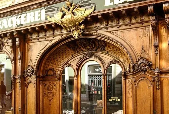 ドイツ本店の優雅なつくりをイメージ