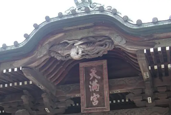長い歴史をもつ社殿