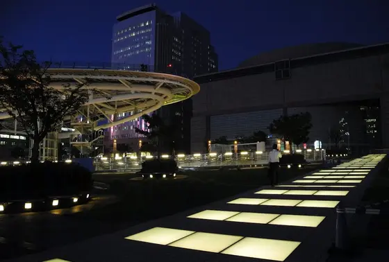 ひかりの通路
