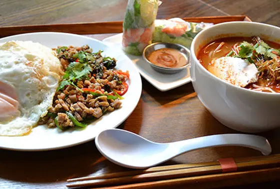 組合せ自由なハーフ&ハーフのセット1150円