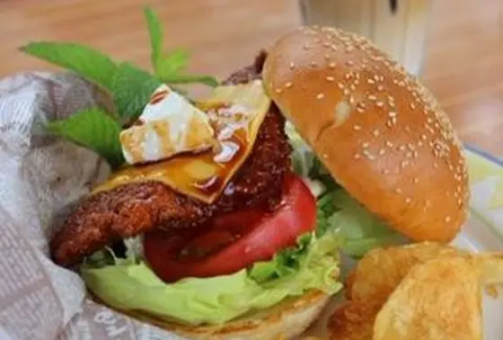 金目鯛バーガー
