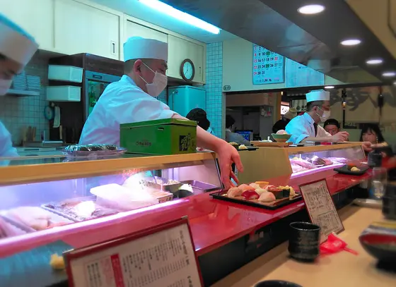 ①金沢まいもん寿司金沢駅店