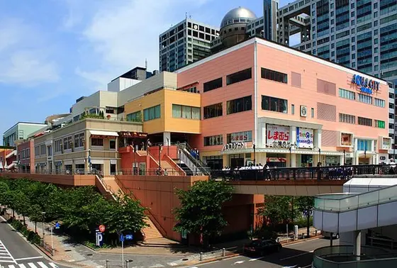 アクアシティーお台場