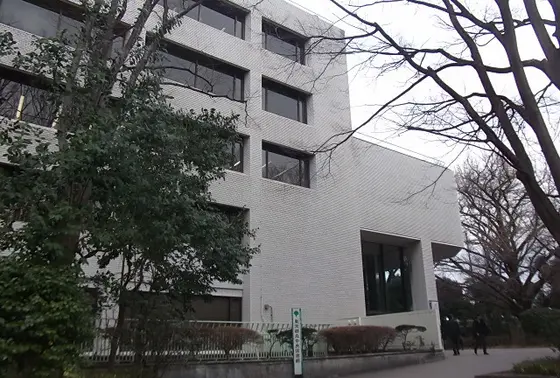 都立中央図書館