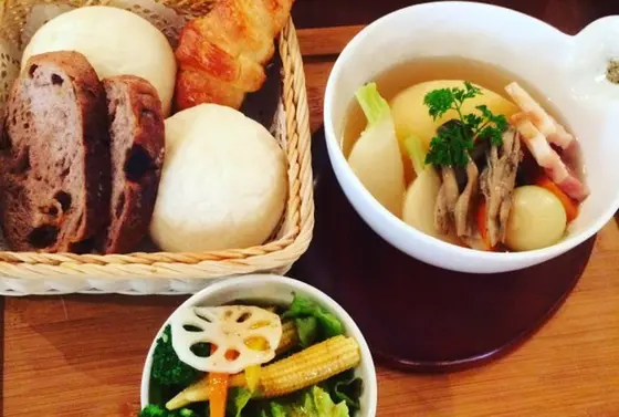森のご褒美ランチ☀️🍴