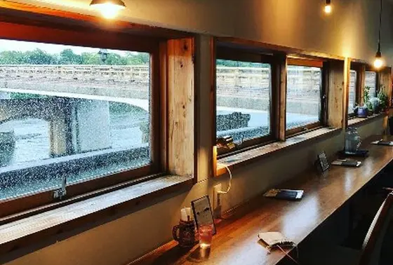 雨だれに癒されます