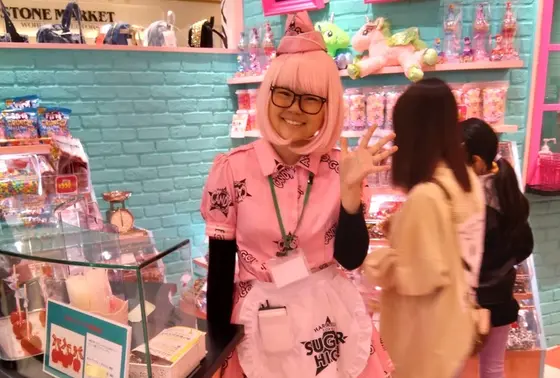 店員さんの衣装がめっちゃかわいい！
