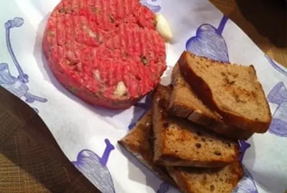 タルタルステーキ