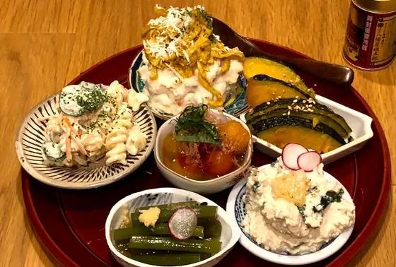 おばんざい6種盛り 1380円