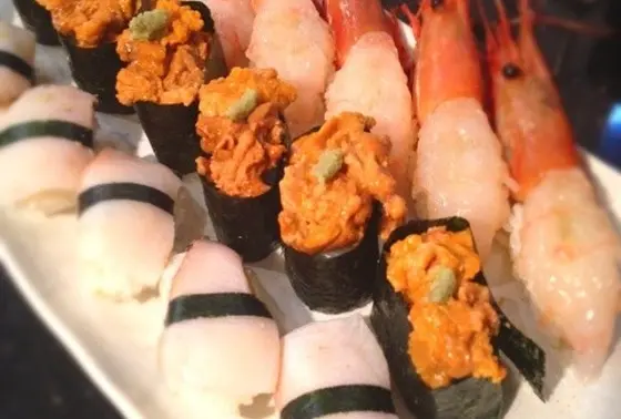 寿司食べ放題