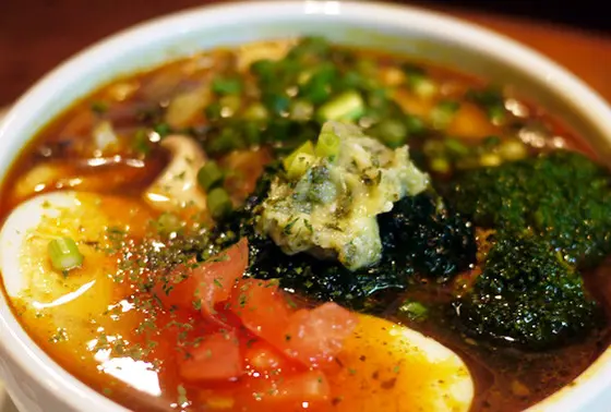 スープカレーやグリーンカレーの日も