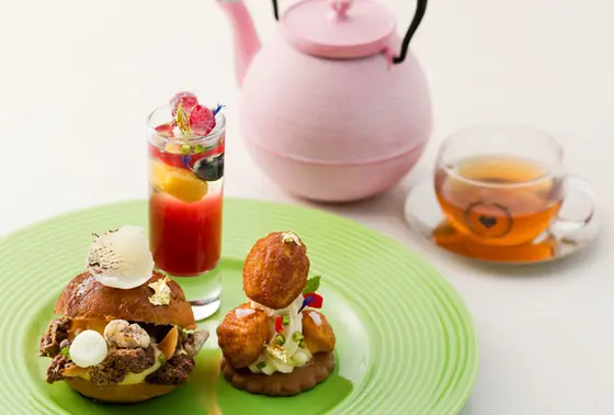 SALON BAKE&TEA