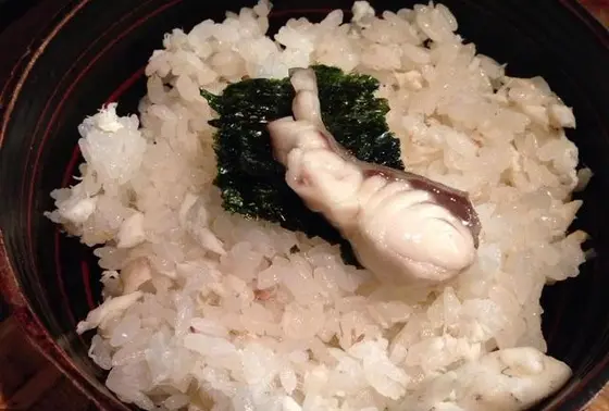 ふわふわ包容力のある鯛めし。