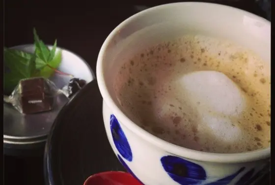 素敵な和食器で頂く珈琲