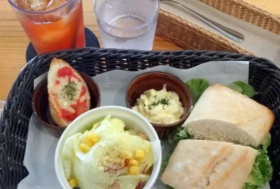モーニングもランチもおまかせ！
