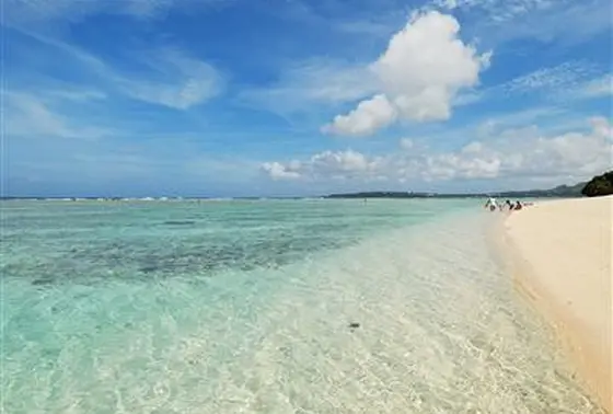 観光情報：瀬底島