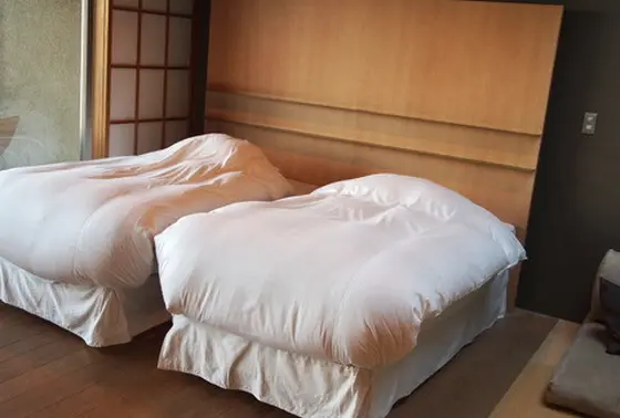 ベッド