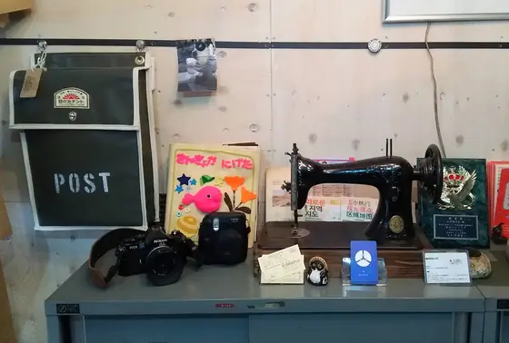 オールディなミシンがいい感じ