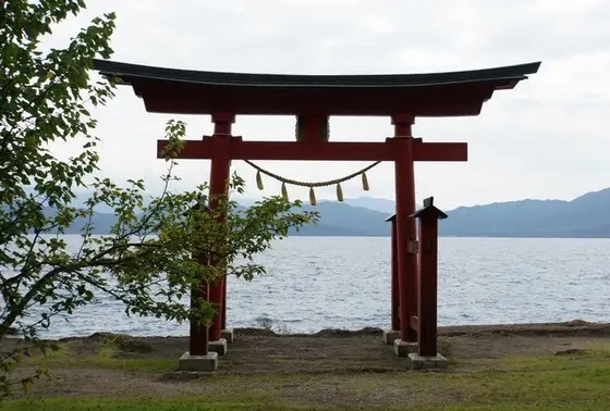 御座石神社