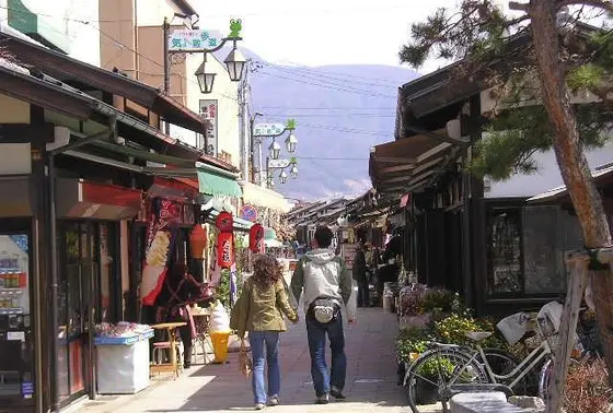 縄手通り