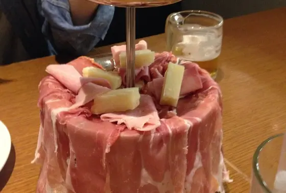 料理はボリューム満点