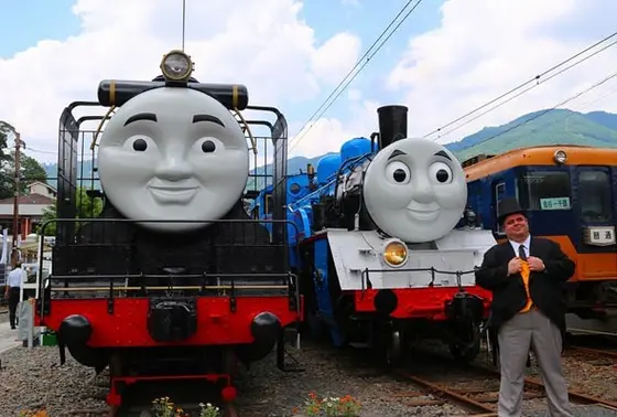 トーマスとヒロ