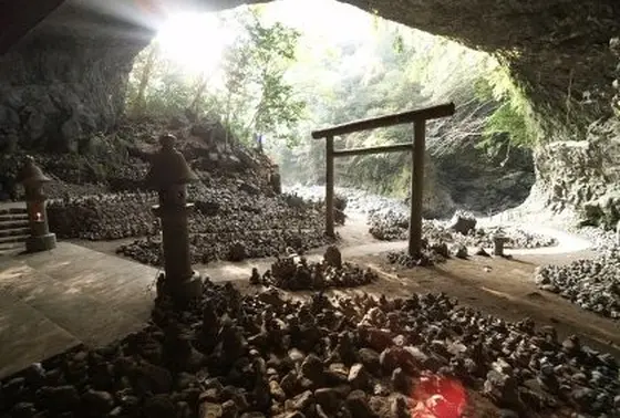 天安河原