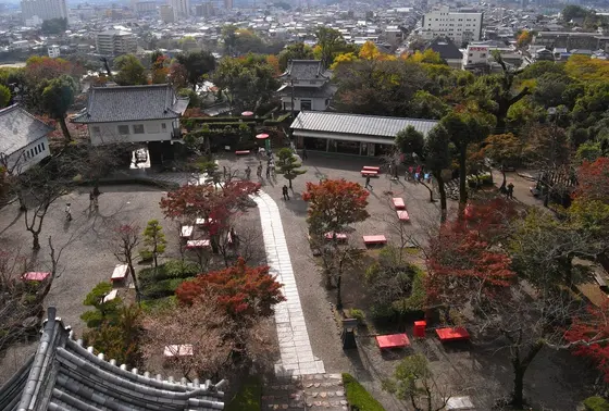 城下町は南側