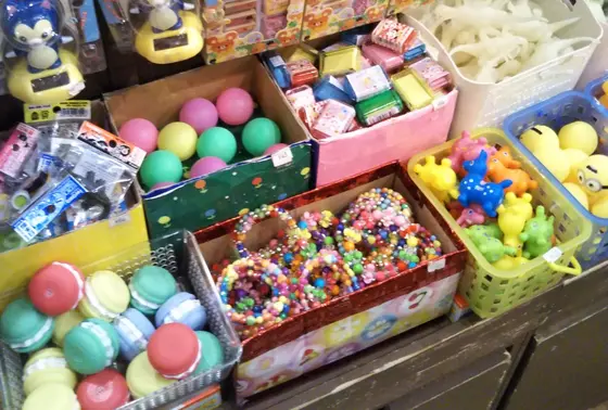 なつかしいおもちゃも