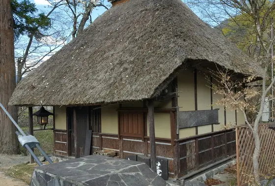 茅葺き