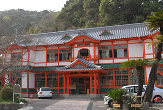 新館