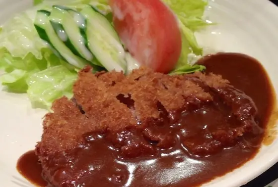 ビフカツおいしいです。